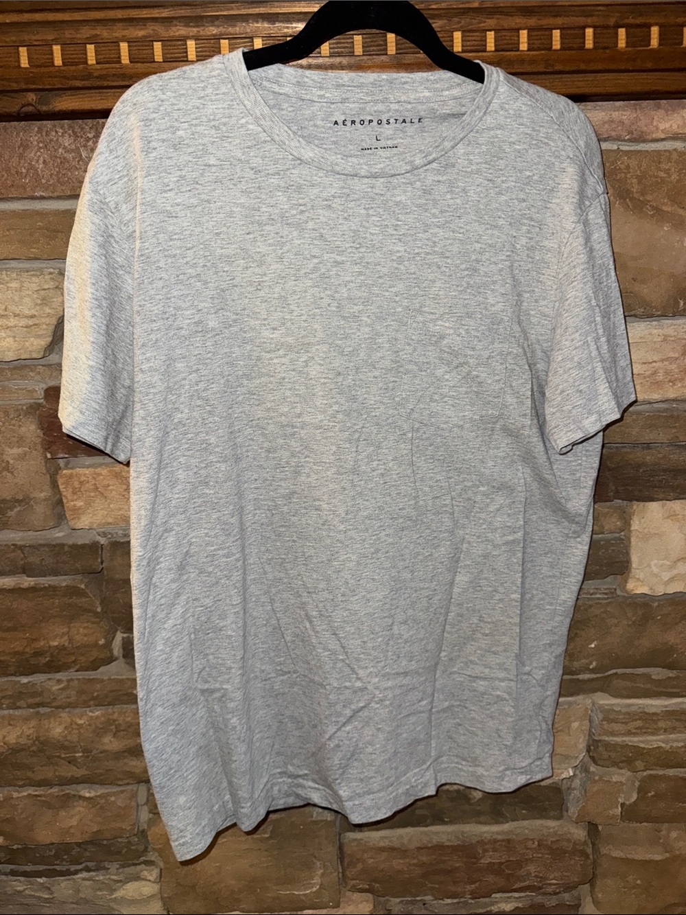 Aeropostale Men's Heather Gray Short-Sleeve Crew Tee